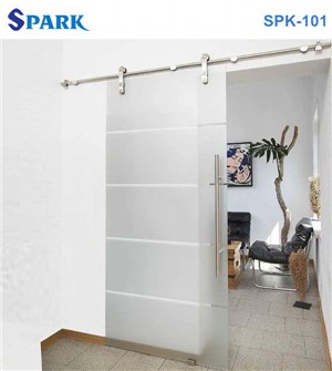Pintu Kaca Tanpa Bingkai